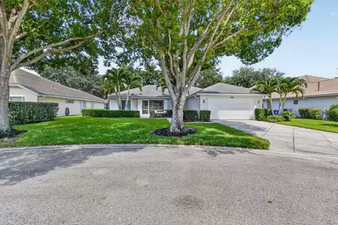 Exterior - 252 Coconut Pt, Jupiter, FL 33458 photo 2 of 12