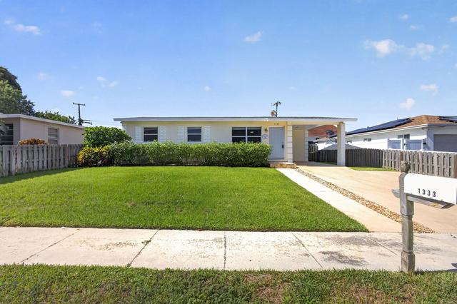 1333 W 31st St, Riviera Beach, FL 33404