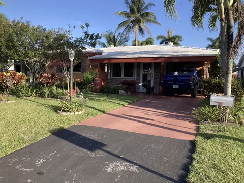 220 NW 48th St, Oakland Park, FL 33309