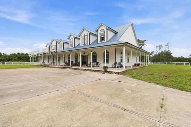31243 Bear Pond Dr, Sorrento, FL 32776