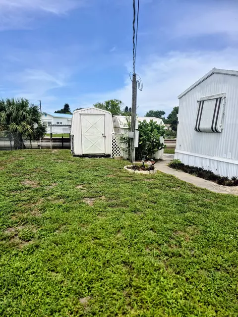 1066 Peach Ln, Okeechobee, FL 34974 photo 16