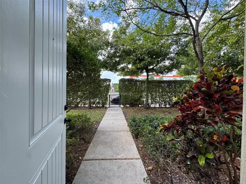 Exterior - 749 SW 3rd Ave, Pompano Beach, FL 33060 photo 2 of 5