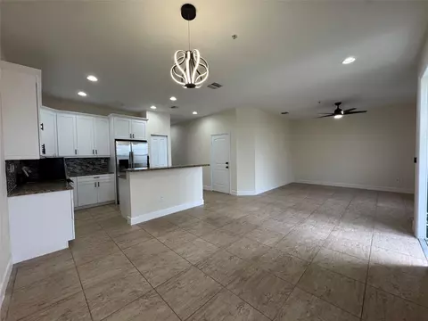 Living - 749 SW 3rd Ave, Pompano Beach, FL 33060 photo 3 of 4