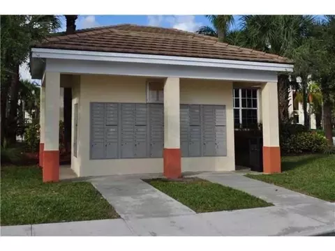 Other - 749 SW 3rd Ave, Pompano Beach, FL 33060 photo 9 of 14