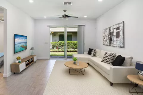 Living - 14520 Wiley Range Rd, Delray Beach, FL 33446 photo 5 of 6