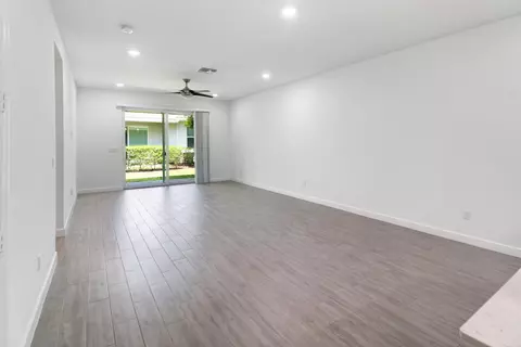 Living - 14520 Wiley Range Rd, Delray Beach, FL 33446 photo 1 of 6