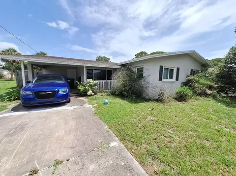1020 Tortugas Ave, Fort Pierce, FL 34982