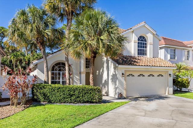 110 Pennock Trace Dr, Jupiter, FL 33458
