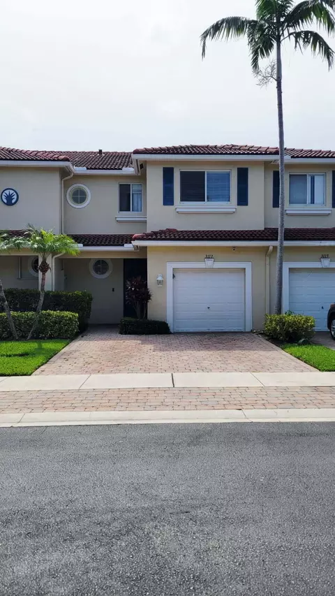 3117 N Evergreen Cir, Boynton Beach, FL 33426