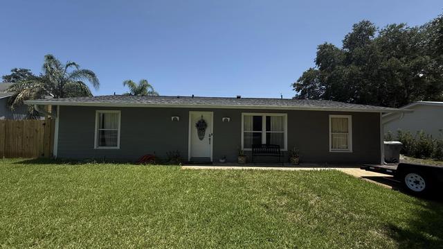 433 20th St SW, Vero Beach, FL 32962