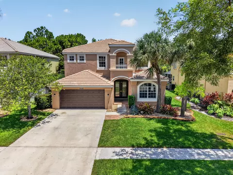 2520 Glendale Pl, Royal Palm Beach, FL 33411