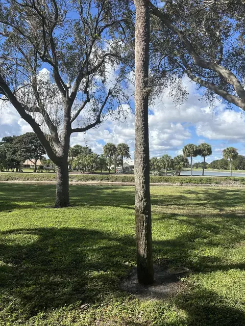 2900 SW 22nd Cir #221D, Delray Beach, FL 33445