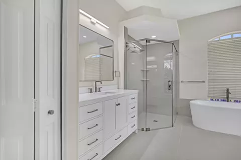 Bath - 121 Olympus Way, Jupiter, FL 33477 photo 1 of 6