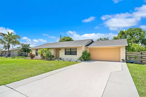 9090 Palladium Pl, Lake Worth, FL 33467