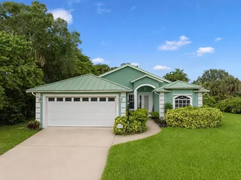 5850 39th Ln, Vero Beach, FL 32966