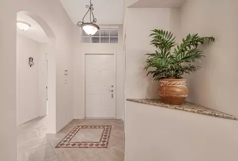 8294 Duomo Cir, Boynton Beach, FL 33472