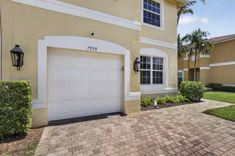 7559 Spatterdock Dr, Boynton Beach, FL 33437