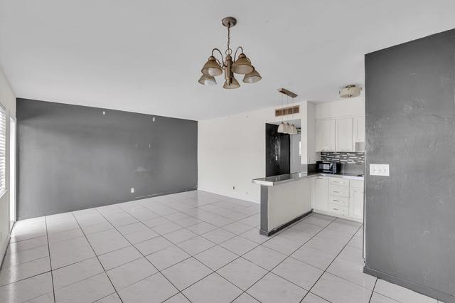 4050 NE 12th Ter #38, Oakland Park, FL 33334