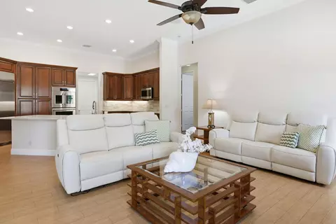 Living - 17593 Winterhawk, Jupiter, FL 33478 photo 2 of 4