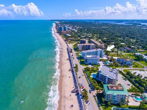 4049 Ocean Dr #505, Vero Beach, FL 32963