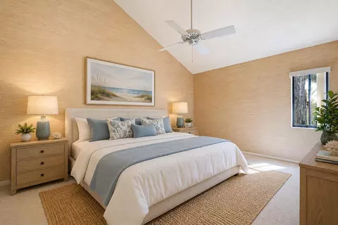 Bedroom - 137 Seashore Dr, Jupiter, FL 33477 photo 1 of 8