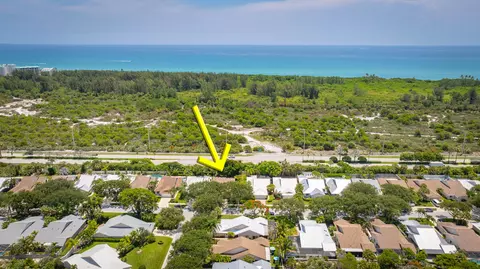 View/Area - 137 Seashore Dr, Jupiter, FL 33477 photo 2 of 11