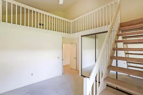 Bedroom - 137 Seashore Dr, Jupiter, FL 33477 photo 8 of 8