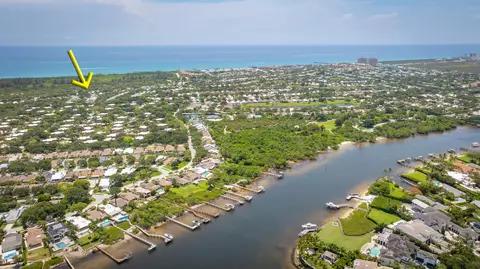 View/Area - 137 Seashore Dr, Jupiter, FL 33477 photo 1 of 11