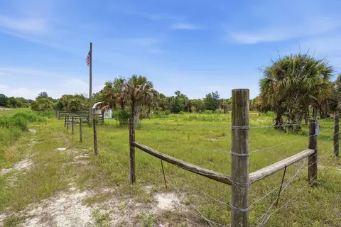 19998 NW 270th St, Okeechobee, FL 34972 photo 1