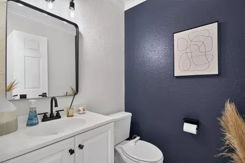 Bath - 5809 Eagle Cay Ln, Coconut Creek, FL 33073 photo 1 of 6