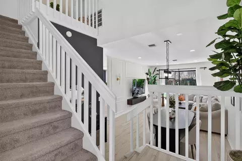 Entry Way - 5809 Eagle Cay Ln, Coconut Creek, FL 33073 photo 2 of 3