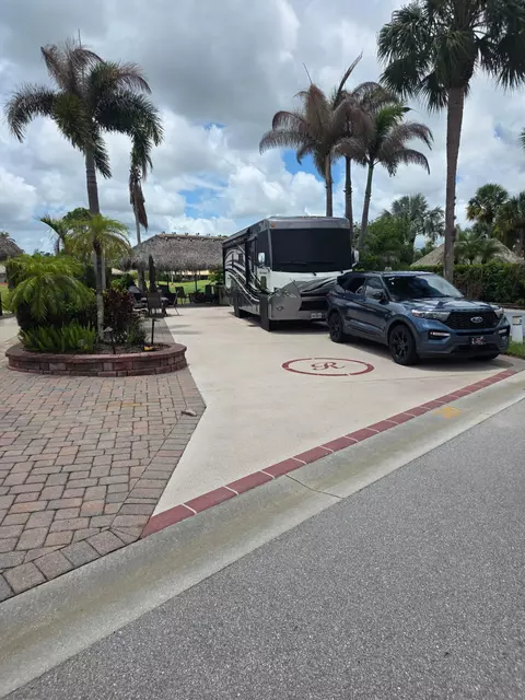 381 NW Boundary Dr, Port St Lucie, FL 34986