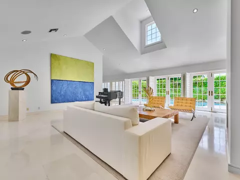 222 Monterey Rd, Palm Beach, FL 33480