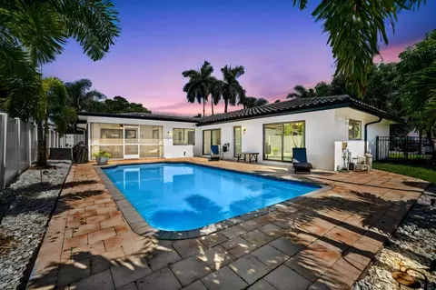 5570 NE 26th Ave, Fort Lauderdale, FL 33308