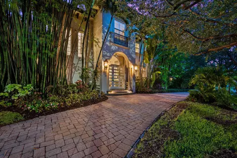 4699 Gleneagles Dr, Boynton Beach, FL 33436