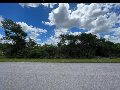 111 Marshall Ave, Lake Placid, FL 33852