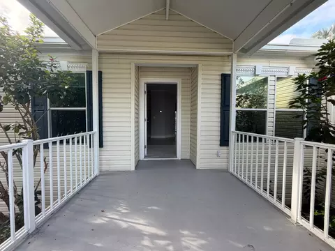 Exterior - 4165 3rd Ct, Atlantis, FL 33462 photo 2 of 5
