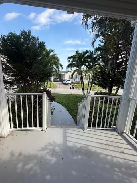 Exterior - 4165 3rd Ct, Atlantis, FL 33462 photo 3 of 5
