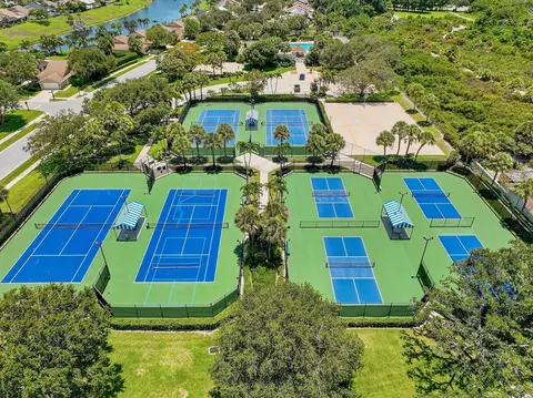 View/Area - 2716 27th Ct, Jupiter, FL 33477 photo 7 of 8