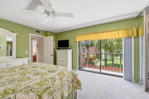 Bedroom - 2716 27th Ct, Jupiter, FL 33477 photo 6 of 6