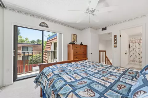 Bedroom - 2716 27th Ct, Jupiter, FL 33477 photo 3 of 6