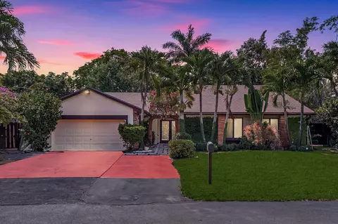 5441 SW 155th Pl, Miami, FL 33185