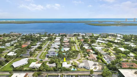 731 Cruiser Rd S, North Palm Beach, FL 33408