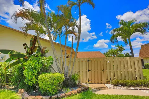 714 NW 27th Ave #C, Delray Beach, FL 33445
