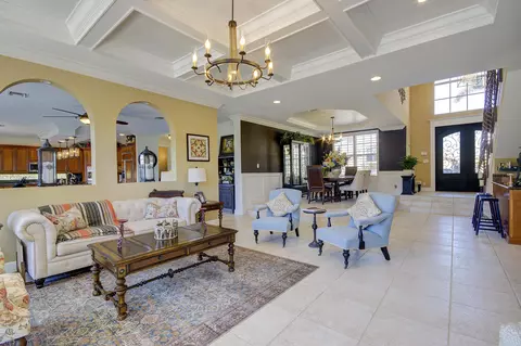 Living - 4040 NE 25th Ave, Lighthouse Point, FL 33064 photo 1 of 4