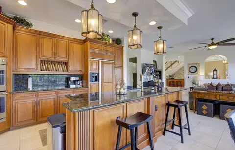 Kitchen - 4040 NE 25th Ave, Lighthouse Point, FL 33064 photo 3 of 3