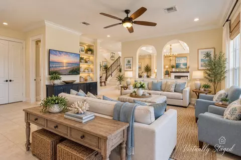 Living - 4040 NE 25th Ave, Lighthouse Point, FL 33064 photo 2 of 2