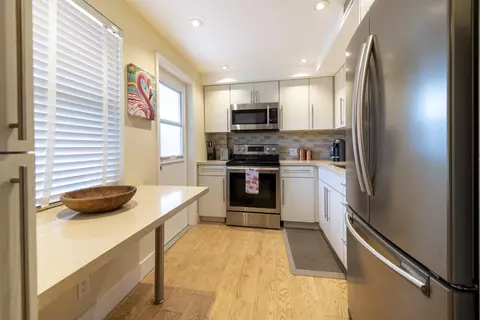 2651 S Course Dr #308, Pompano Beach, FL 33069