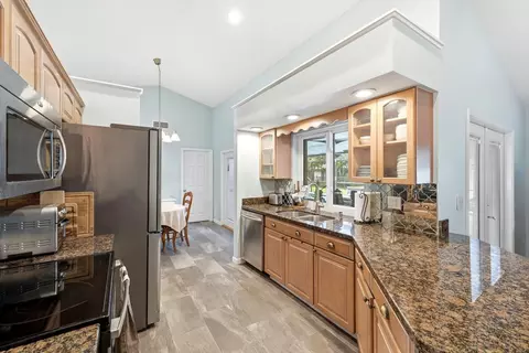 14253 Snowberry Dr, Wellington, FL 33414