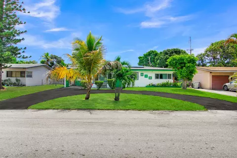 1650 NW 1st Way, Pompano Beach, FL 33060